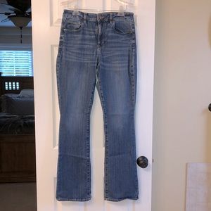 American Eagle Hi-Rise SkinnyKick SuperStretch 12L